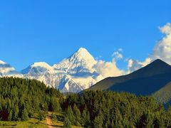 -贡嘎雪山