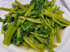 -湖庭壹品鸭王·传统北京烤鸭·别墅私房菜·庭院宵夜(江宁店)