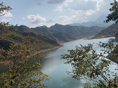 -百里峡七彩艺术小镇