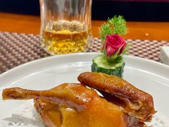 脆皮乳鸽-味可道美食坊(福基路店)