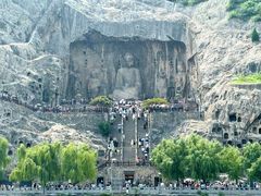 -龙门石窟