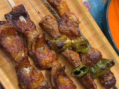 羊肉串-乡村馕坑肉·烧烤·新疆菜·本地人更爱吃(阿勒泰首店)