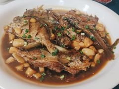 红烧小杂鱼-兰桂坊·花园餐厅(西湖店)