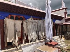 -比如骷髅墙景区