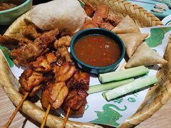市场招手停炸食拼盘-迷你椰·泰式大排档(观前街店)