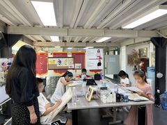 -菠萝格斗巴西柔术训练馆