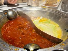 -老房老舍重庆火锅(假日城市店)