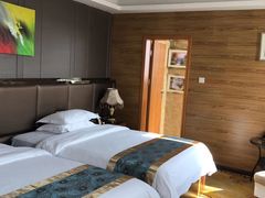 -清水湾酒店(深圳横岗塘坑地铁站店)