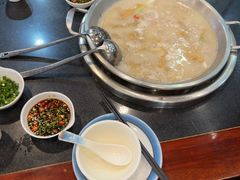 -老来福·非遗酸汤兔(凯旋路店)