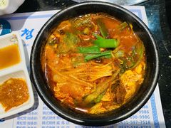 辣牛肉汤-青松馆韩国料理(香港中路佳世客店)