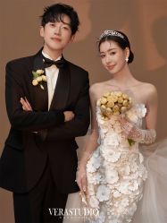 -至臻微拉婚纱摄影