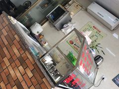 -亚忠小吃店(曾厝垵店)