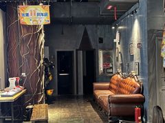 -YOGO优果密室逃脱(新佳丽广场店)