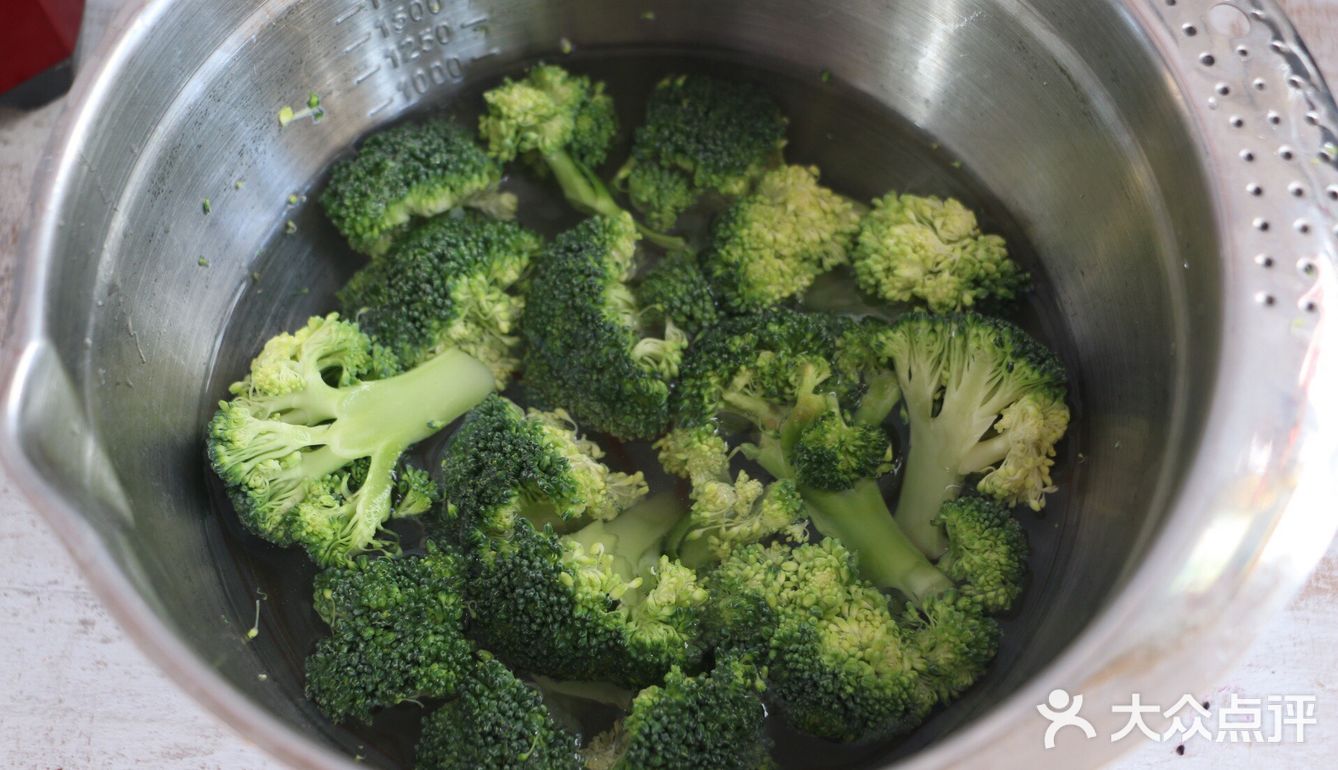 西蓝花这样做太好吃啦