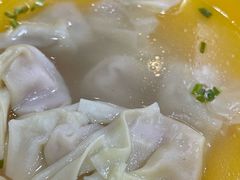 鸡汤馄饨-江万春水饺(安庆总店)