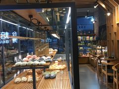 面包甜点陈列柜-焙丽拾光(麦凯乐直营店)