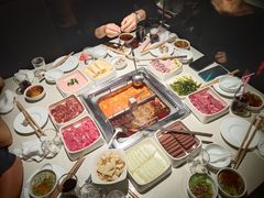 -海底捞火锅鲜切牛肉主题店(长寿路店)