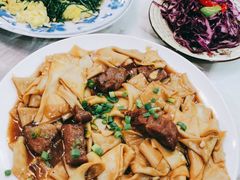 -壹阁胡羊焖饼(特色小吃街店)