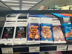 -维也纳国际机场