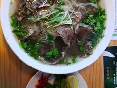 越南火车头汤河粉-越美小馆·越南料理(曲江店)
