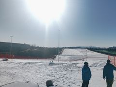 -华彬猛犸滑雪场