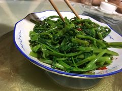-洪霞餐馆
