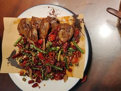 -川流不息·地道川菜·小龙虾(松东路店)