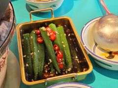 捞汁秋葵-粉灯牛腩牛杂煲·鸡煲(双井店)