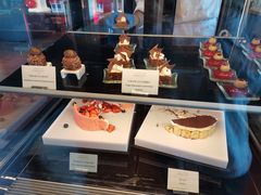 面包甜点陈列柜-广州富力君悦大酒店·凯菲厅