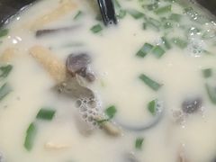 -津津老鸭粉丝馆(正东路店)