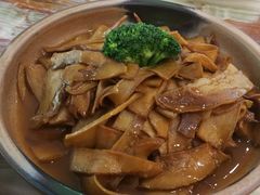 鲍汁杏鲍菇-椿记烧鹅(建干路店)