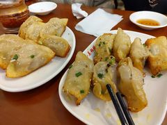 -小姜锅贴(凤凰街店)