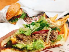 圣塔芭芭拉经典牛肉特堡-The Habit Burger Grill 哈比特汉堡(复兴soho店)