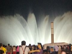 -东港音乐喷泉广场