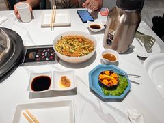 生吃海胆-海味当家·蒸锅海鲜(中山广场创始店)