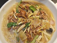 -南岳面馆(南门小街店)