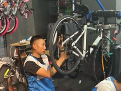 -迪卡侬(西三旗店)