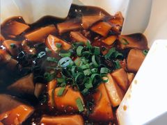 -穹六人间 people 6(岳阳路店)