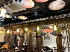 -聚汇三少·龙虾·中餐厅(莫邪路新天地店)