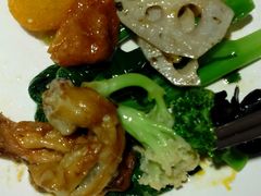 -感恩心素食馆(百世广场店)