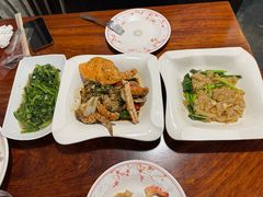 -Dang restaurant (patong phuket)