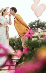 -雪中彩影婚纱摄影·微光艺术中心