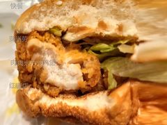 肉肉大方炸鸡堡-麦当劳(红唐店)