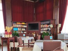 -敦煌山庄摘星阁