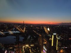 -天塔旋转餐厅