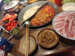 -萍姐火锅·公路夜市(武汉首店)