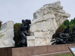 -上海市龙华烈士陵园