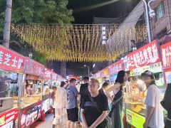 -正宁路小吃夜市