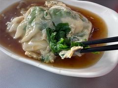 -后街女孩肠粉店