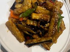 -聚友斋(陶瓷琉璃馆水晶街店)